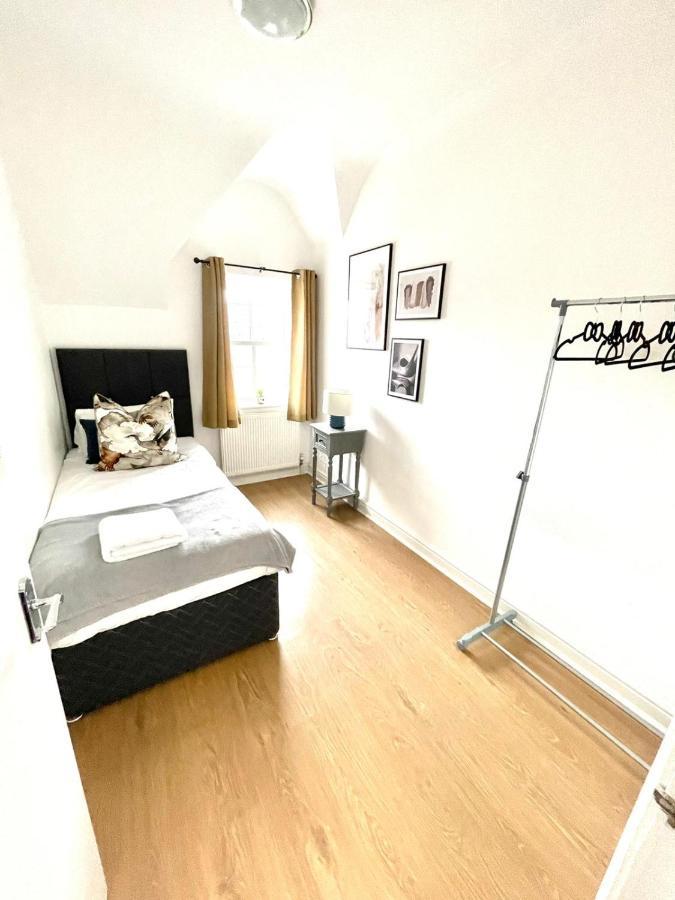 Koala & Tree - 2 Bedroom In City Centre - Short Lets & Serviced Accommodation Cambridge Экстерьер фото